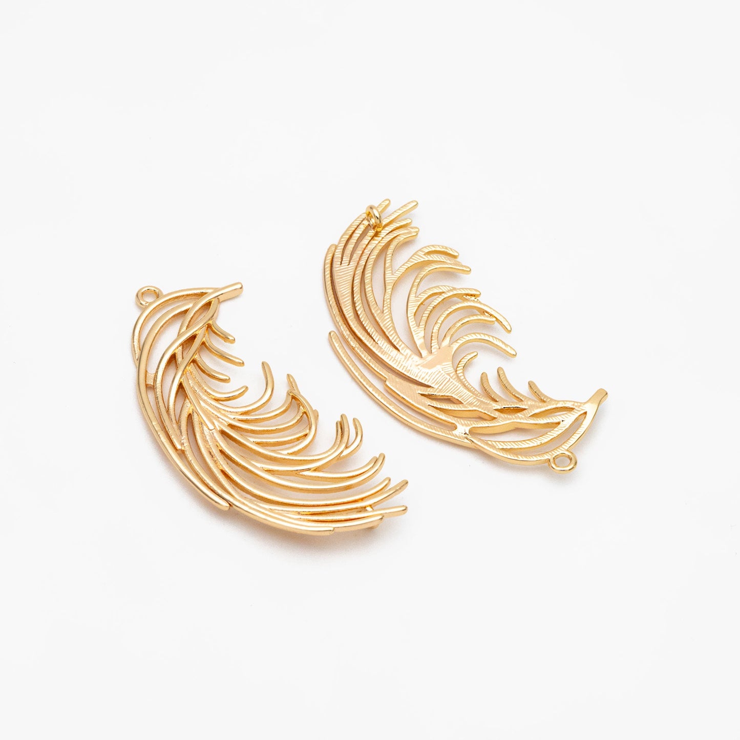 4pcs Gold Feather Connector with two Loops, 42x23mm, Gold plated Brass, Jewelry Making, Diy Material, Jewelry Supplies (GB-3617)