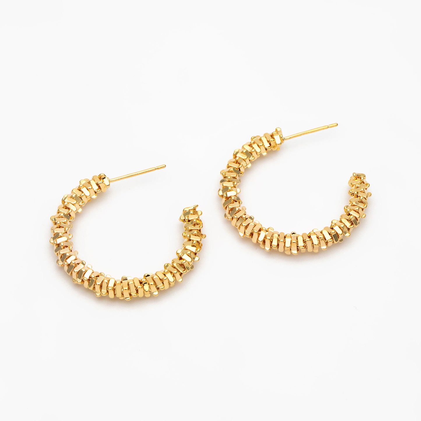 4pcs Gold Plated Beaded Hoop Earrings: 30mm Leverback Earwire Findings (GB-3092)