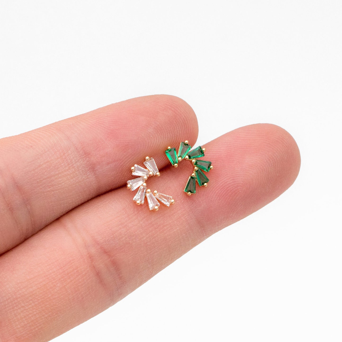 4pcs CZ Pave Flower Ear Posts 10x7mm, Gold plated Brass, Dainty Circle Stud Earrings, Clear /Green (#GB-3369-E)