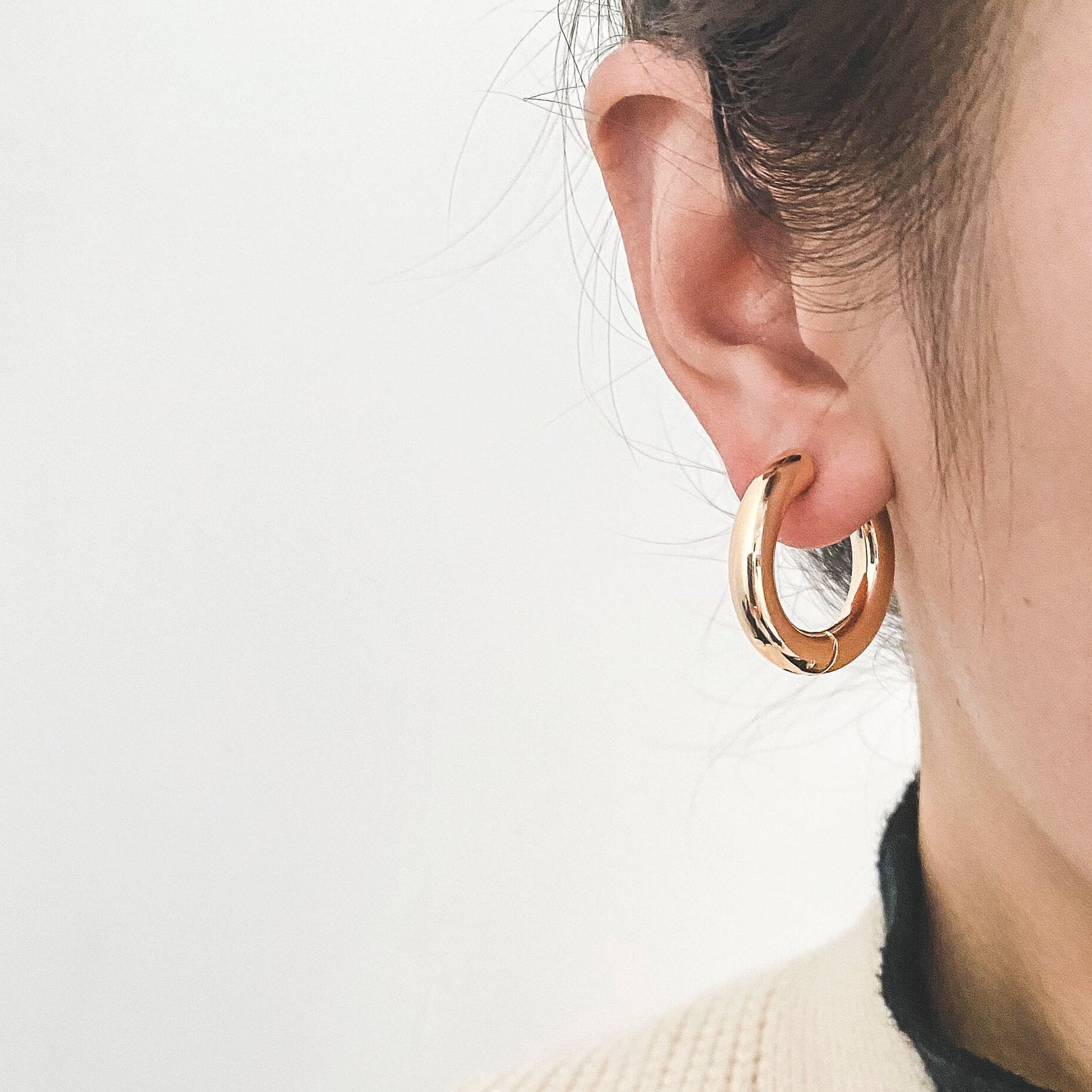 4pcs Gold Huggie Earrings, 5mm Thick by 20/ 22/ 24/ 26mm, Chunky Hoop Huggies, Gold plated Stainless Steel, Minimalist Earrings (GB-1484)