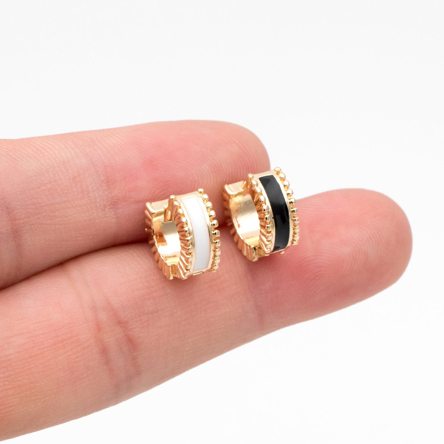 4pcs Gold Enamel Circle Hoop Earrings, 18K Gold plated Brass, Minimalist Huggie Earrings (GB-3717-E)