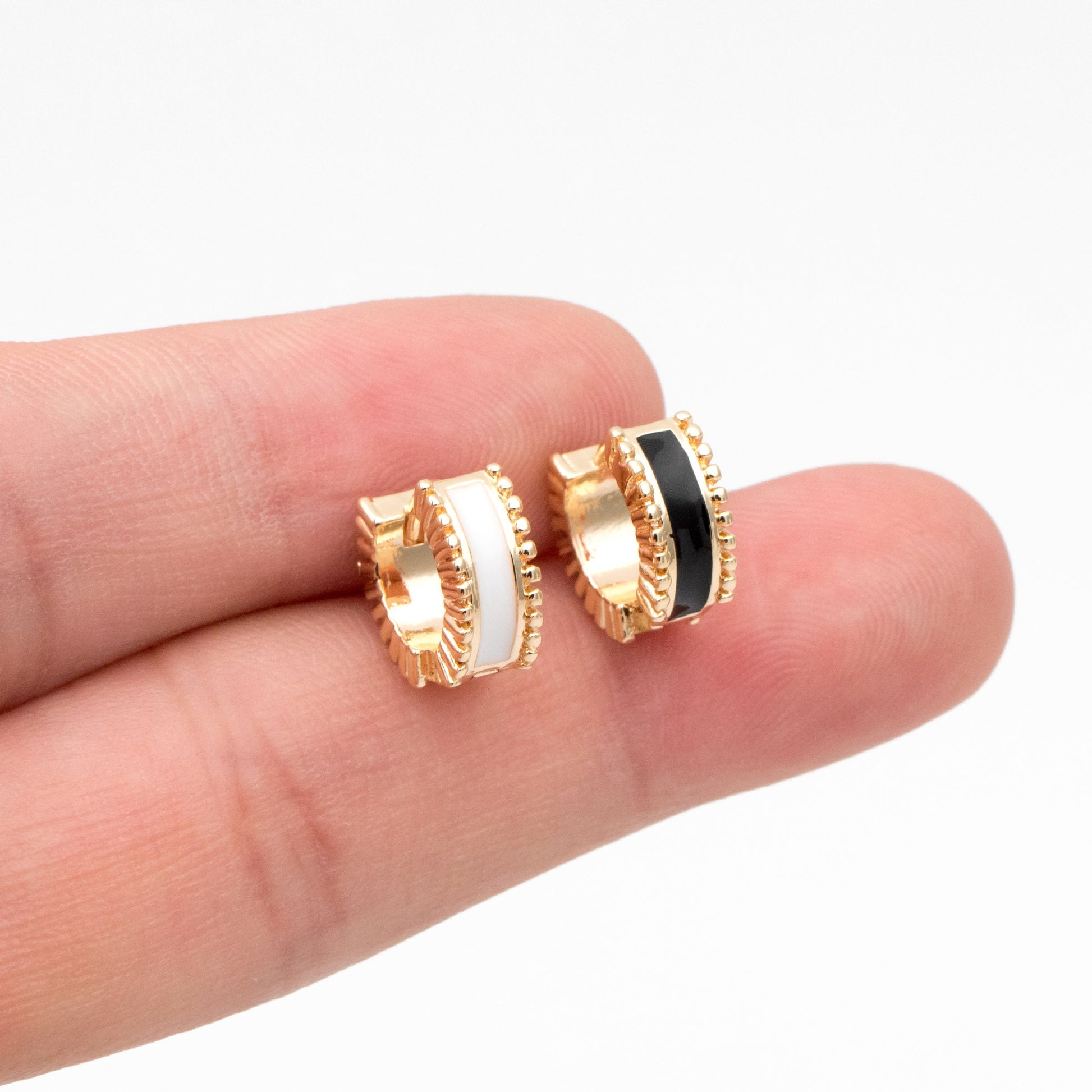 4pcs Gold Enamel Circle Hoop Earrings, 18K Gold plated Brass, Minimalist Huggie Earrings (GB-3717-E)