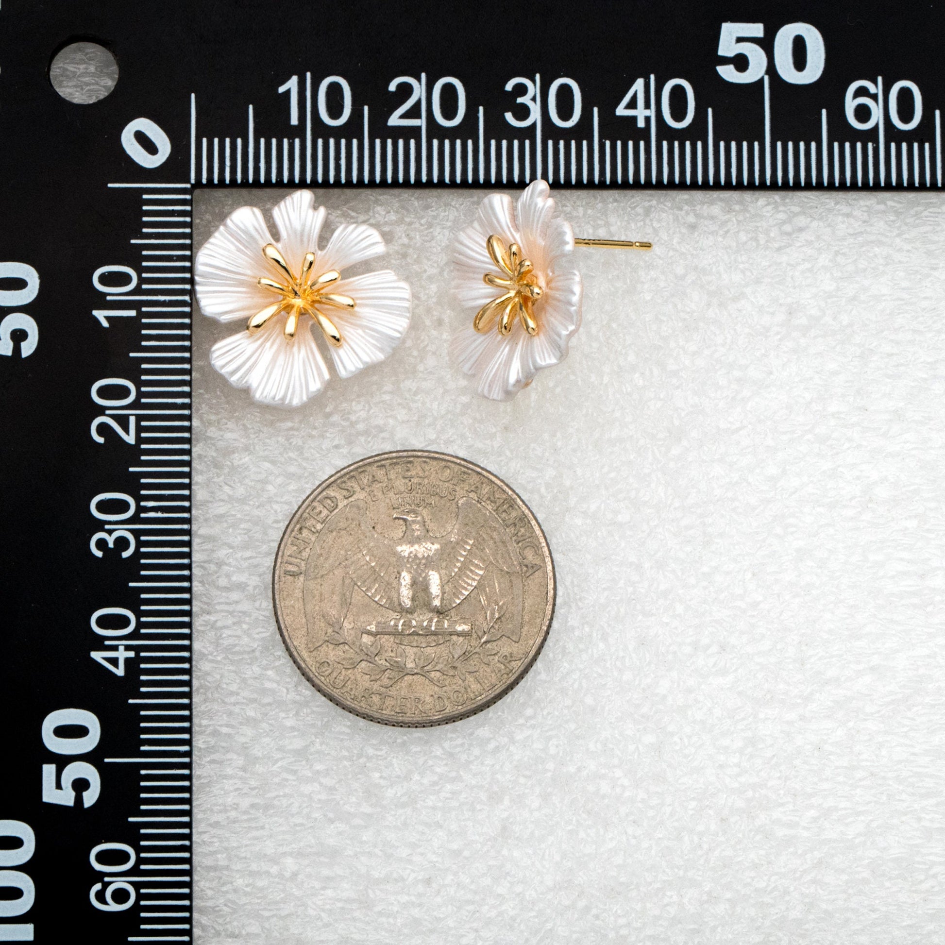 4pcs White Flower Earring with Loop, Gold Plated Brass, Jewelry Making, Diy Material, Jewelry Supplies (GB-3731)