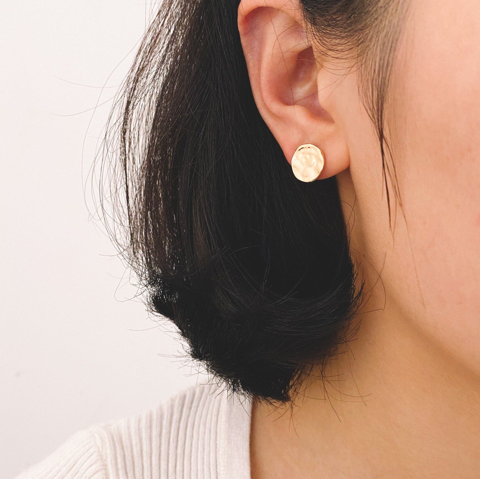 10pcs Gold Round Hammered Disc Ear Posts 11mm, 18K Gold plated Brass, Geometric Stud Earring Components (GB-2156)