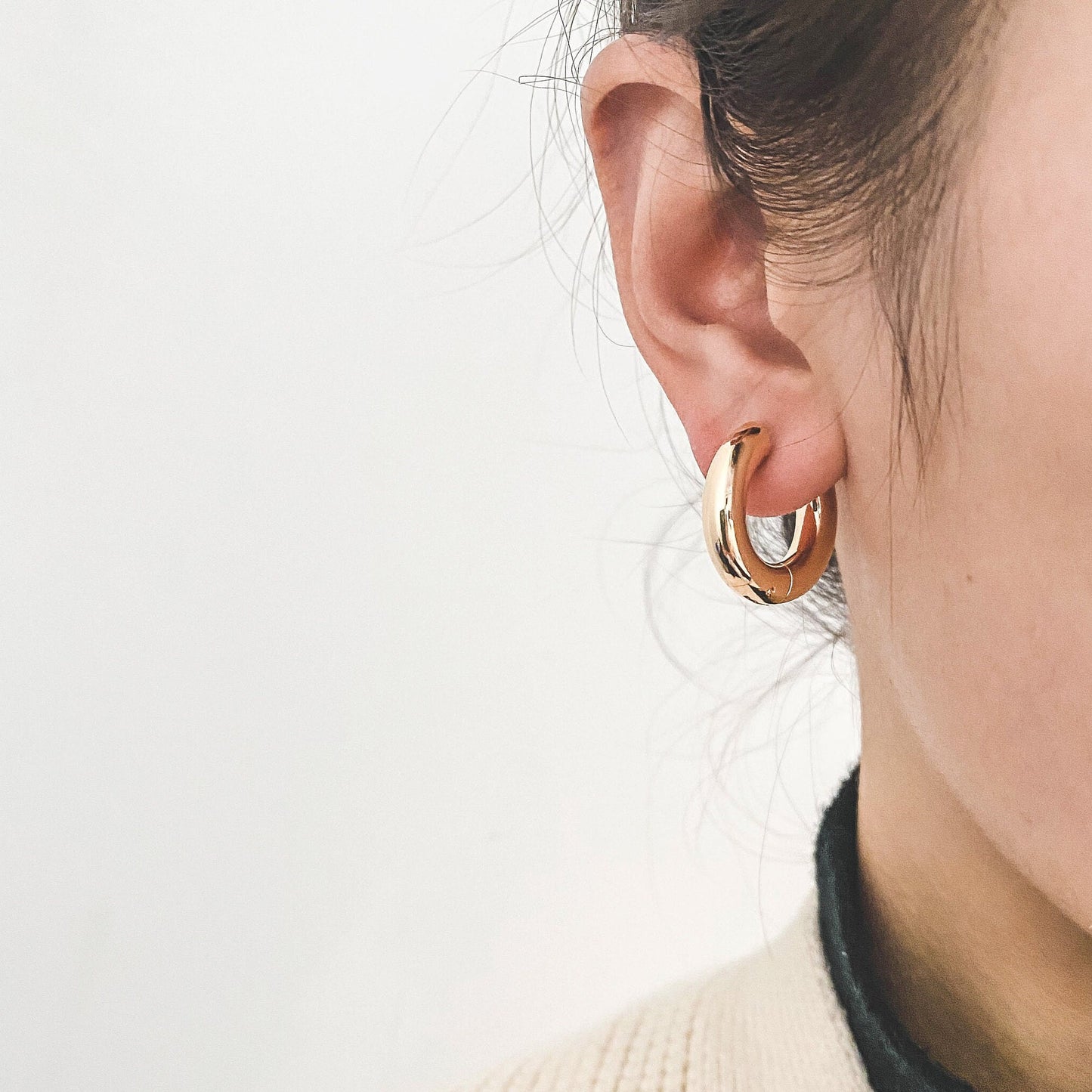 4pcs Gold Huggie Earrings, 5mm Thick by 20/ 22/ 24/ 26mm, Chunky Hoop Huggies, Gold plated Stainless Steel, Minimalist Earrings (GB-1484)