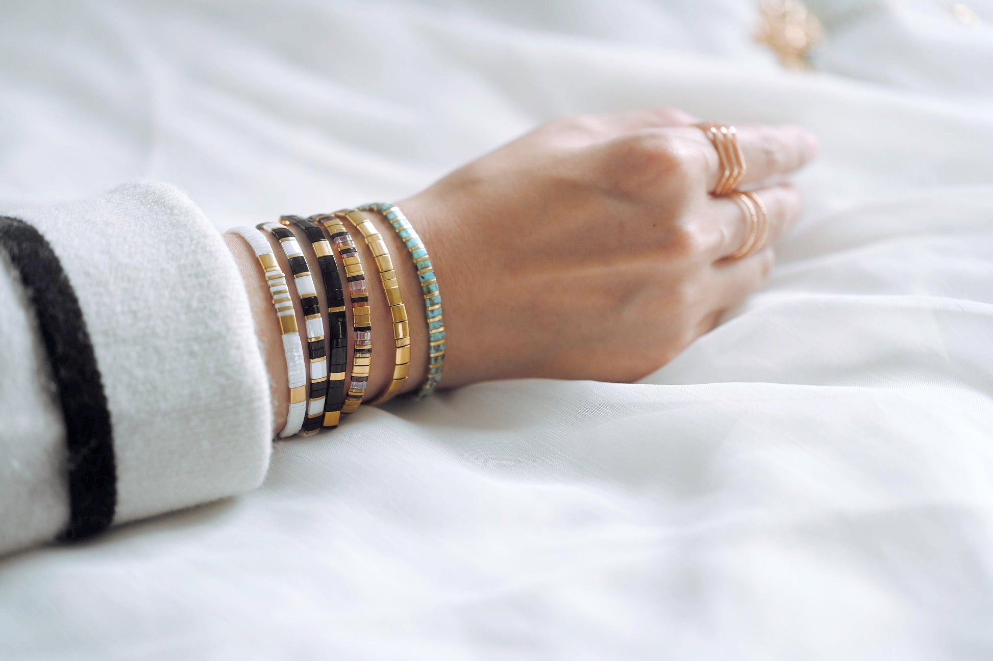 Tile Tila Bracelet, Crystal Beaded Bracelets, Rainbow Glass Bead Bracelets, Summer Jewelry, Beach Bracelets (RM-73)