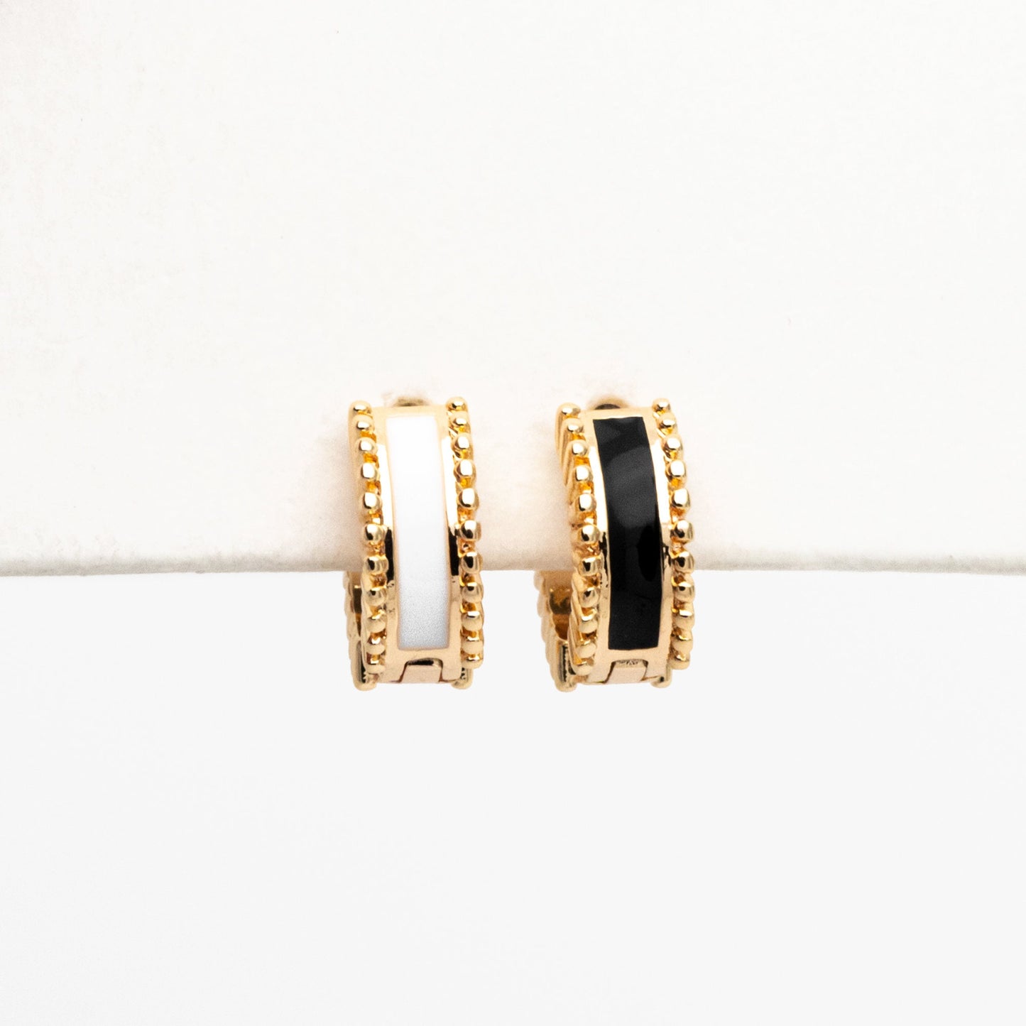 4pcs Gold Enamel Circle Hoop Earrings, 18K Gold plated Brass, Minimalist Huggie Earrings (GB-3717-E)