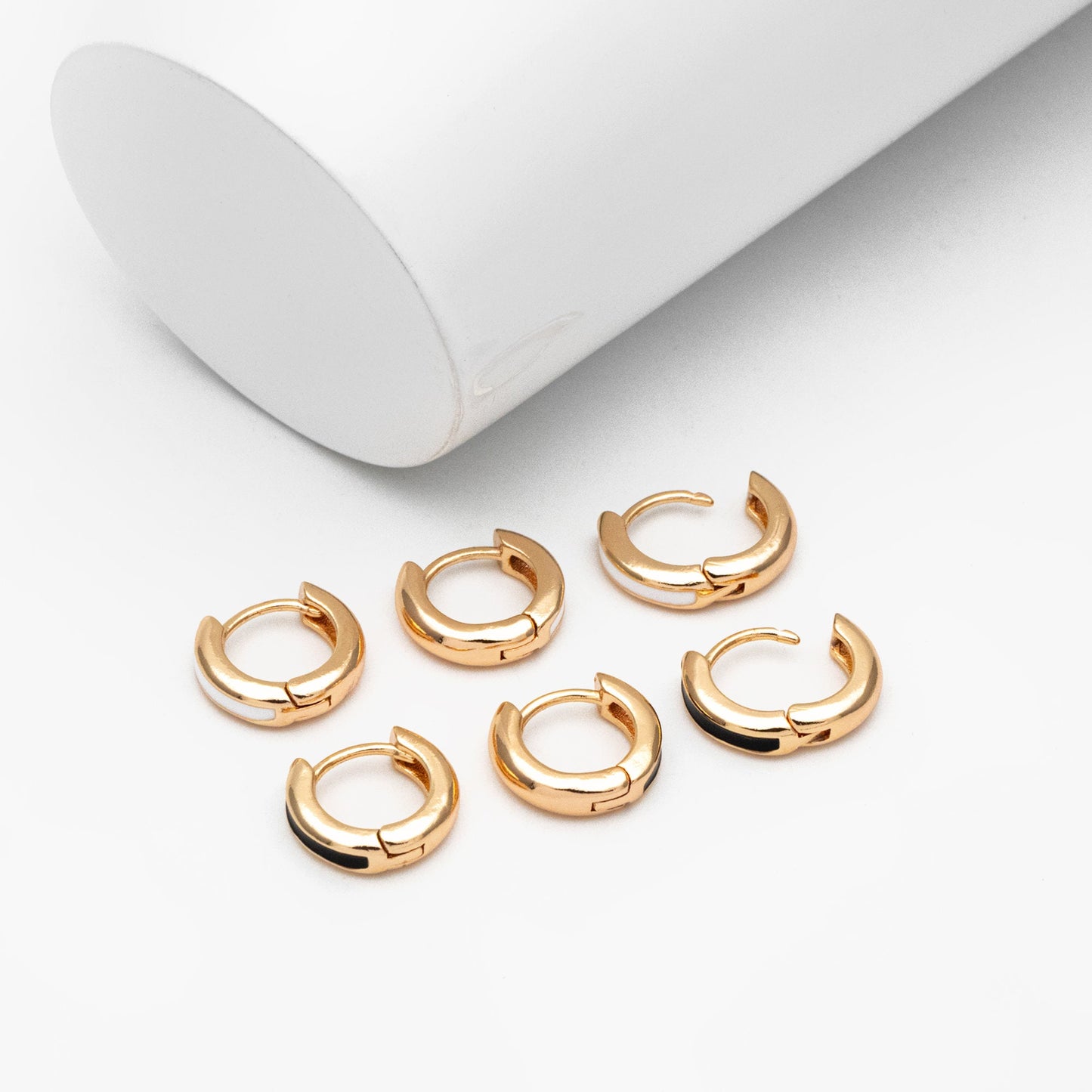 4pcs Gold Enamel Circle Hoop Earrings, 18K Gold plated Brass, Minimalist Huggie Earrings (GB-3717-C)