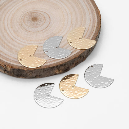 10pcs Gold/ Silver Hammered Round Charm Connectors 17x20mm, Gold/ Rhodium plated Brass Circle Fan Pendants (GB-654-B)