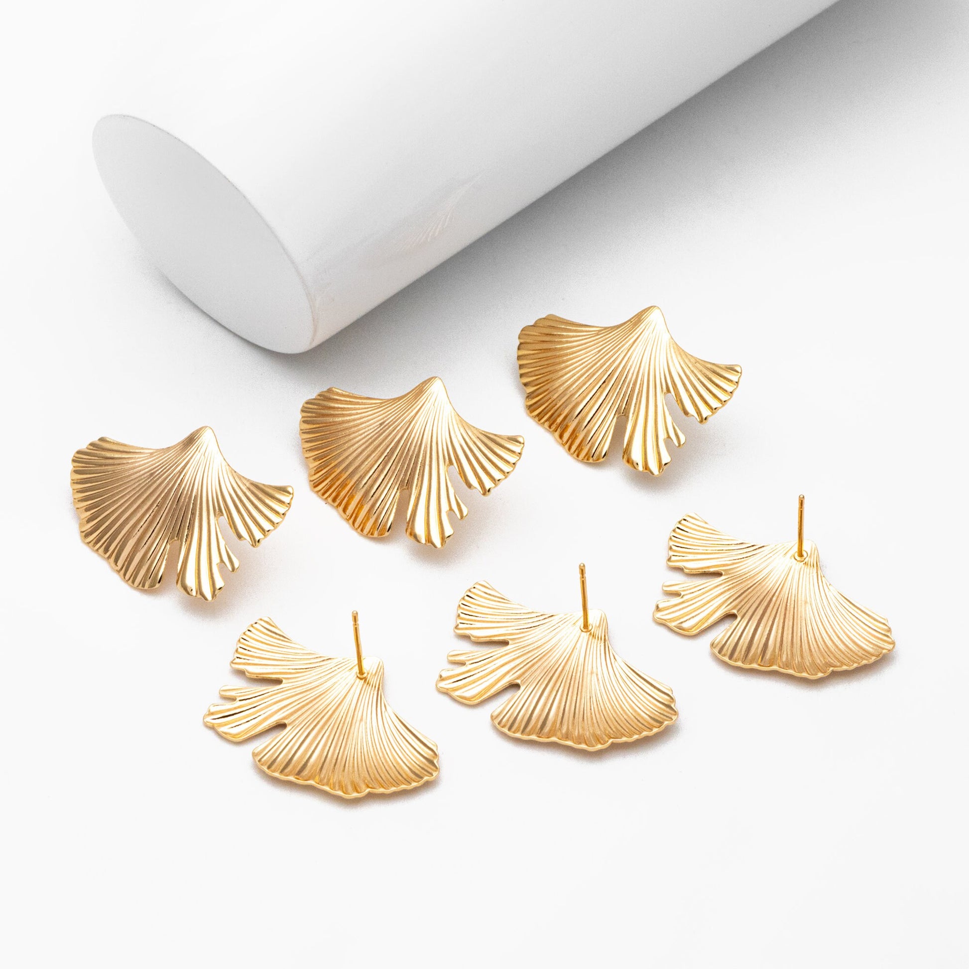 10pcs Gold/ Silver Ginkgo Leaf Earring, Gold/ Rhodium Plated Brass Minimalist Stud Earrings, DIY Ear Findings (GB-3820)