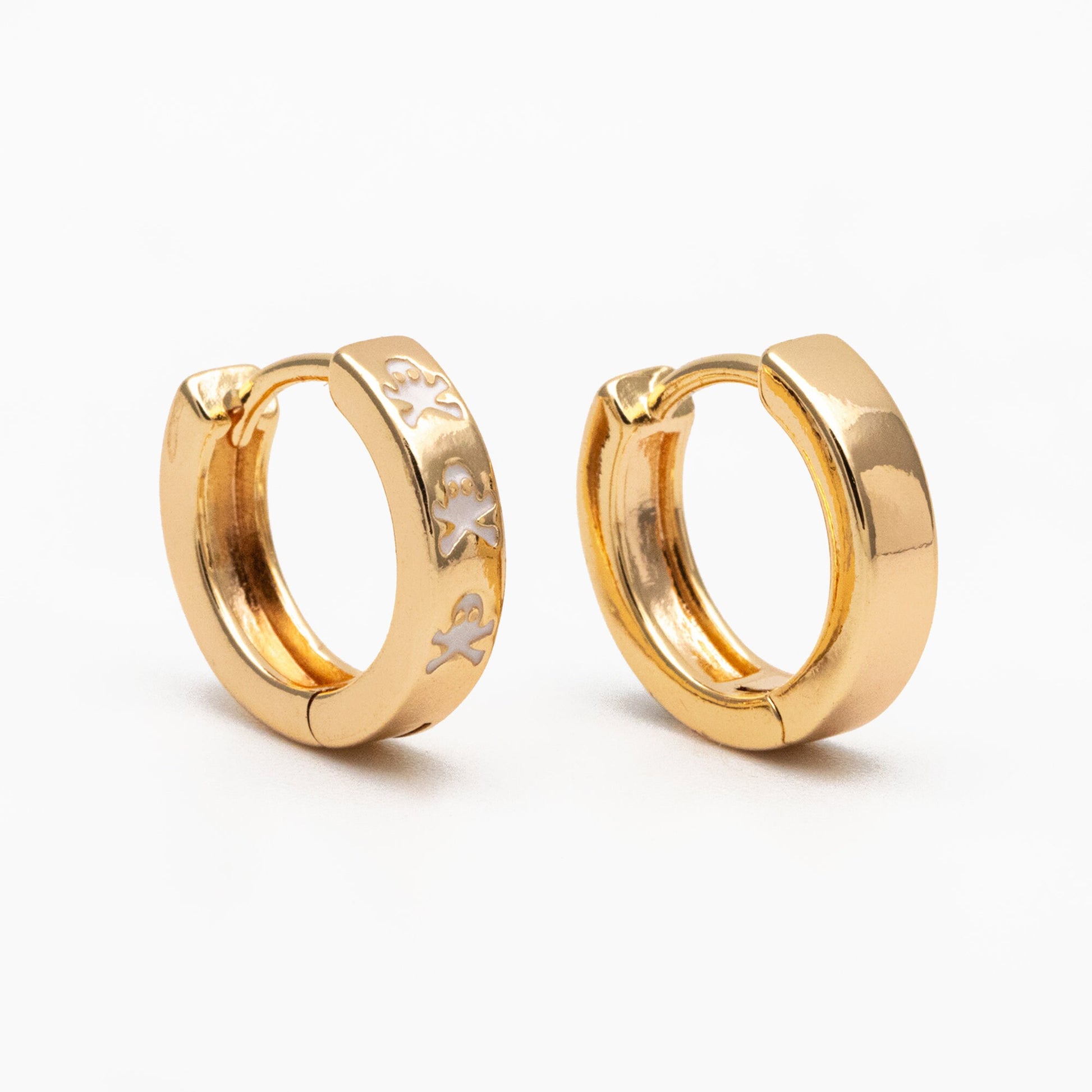 4pcs Gold Enamel Skull Hoop Earrings: 18K Gold Plated Brass Huggies (GB-3717-D)