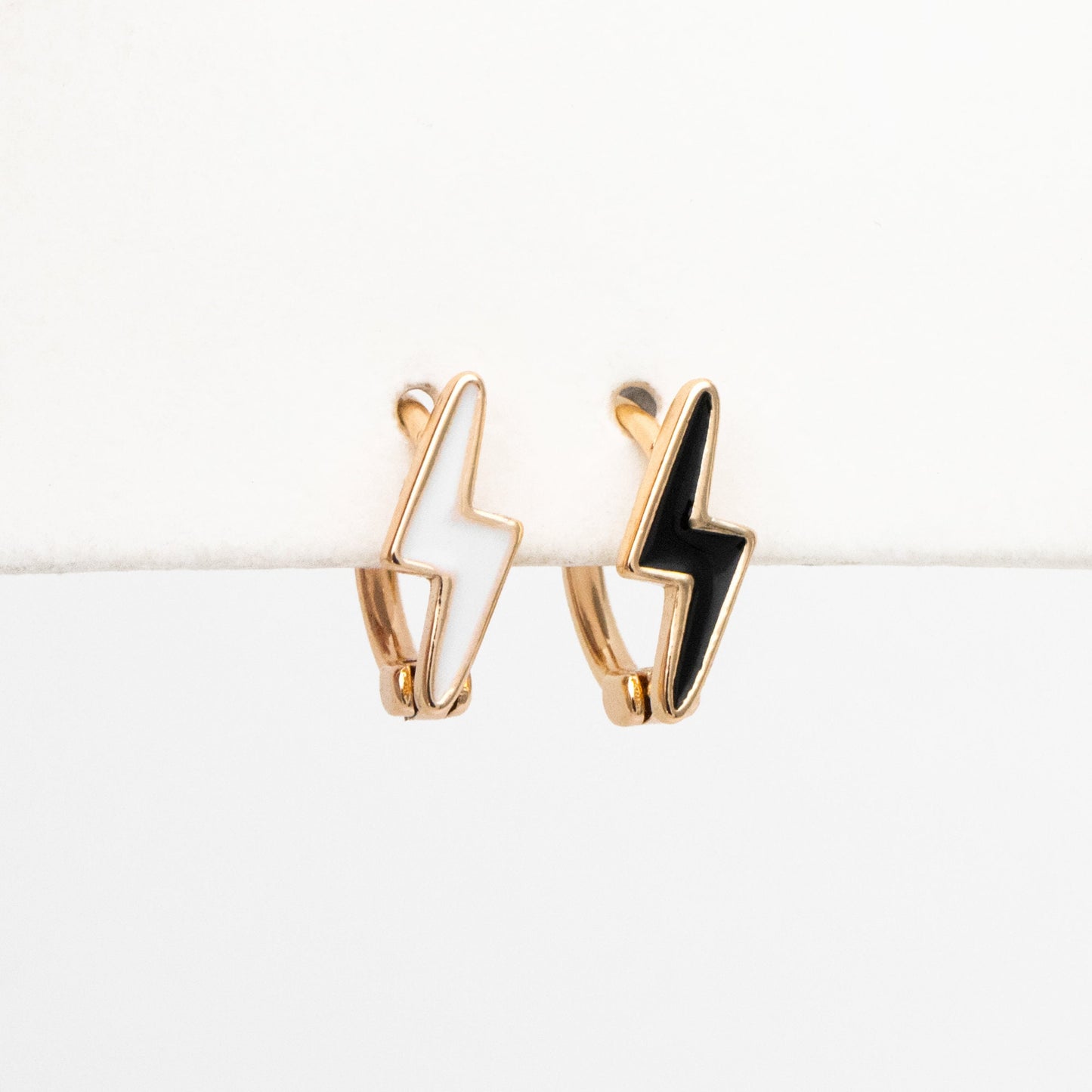 4pcs Gold Enamel Lightning Hoop Earrings, 18K Gold plated Brass, Minimalist Huggie Earrings (GB-3843-D)