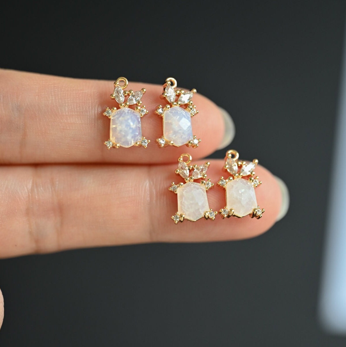 4pcs Crystal Rectangle Charms 14x9mm, 18K Gold plated Brass, Geometric Rhinestone Pendants (GB-1242)