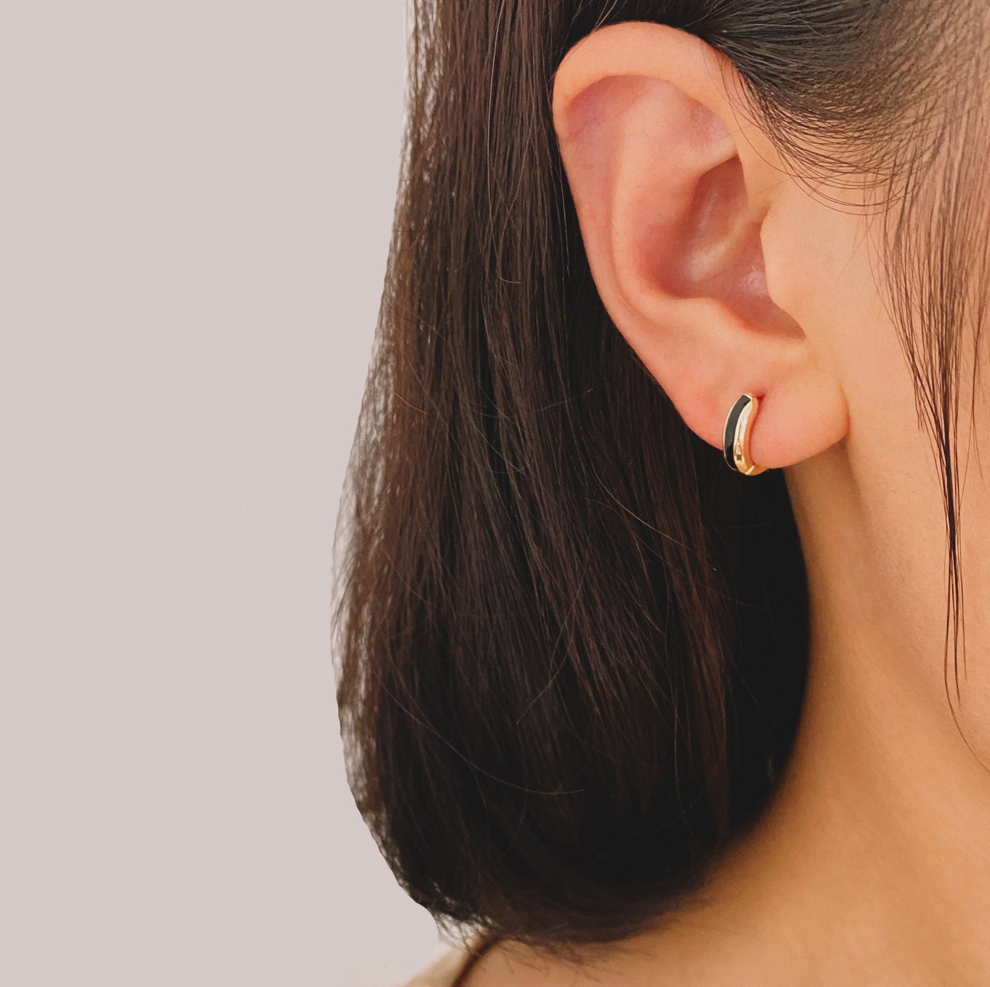 4pcs Gold Enamel Circle Hoop Earrings, 18K Gold plated Brass, Minimalist Huggie Earrings (GB-3717-C)