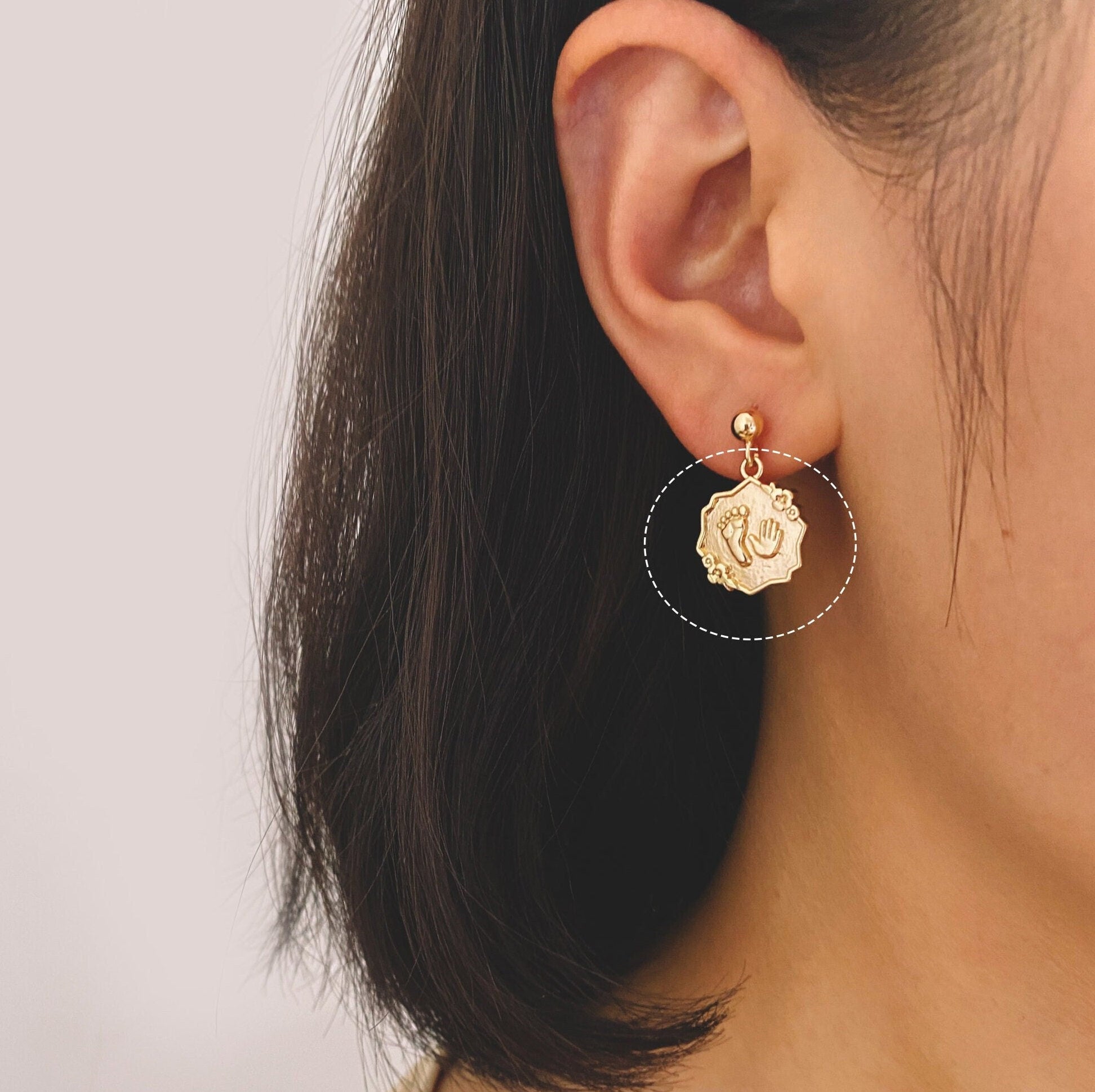 4pcs Footprint and Handprint Charm, Jewelry Supplies, Craft Supplies (GB-2506)