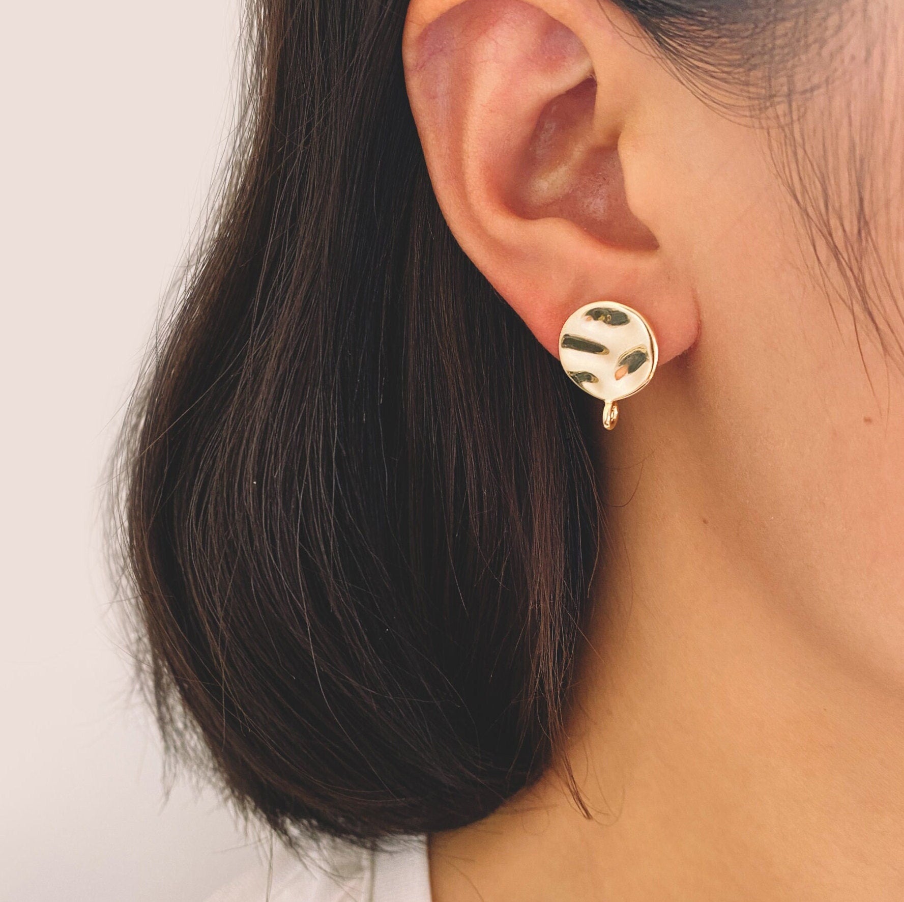 10pcs Gold Round Hammered Disc Ear Posts 13mm, 18K Gold plated Brass, Geometric Stud Earring Components (GB-3861)