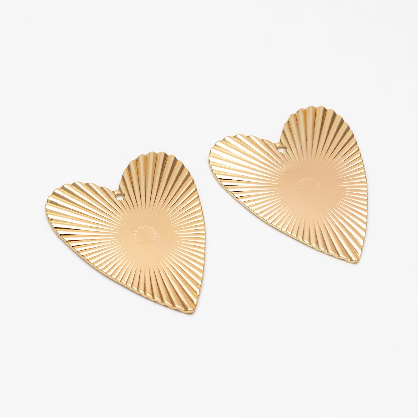 10pcs Gold Heart Charm Pendants, Earring Findings, Jewelry Making, Diy Material, Jewelry Supplies (GB-3976)