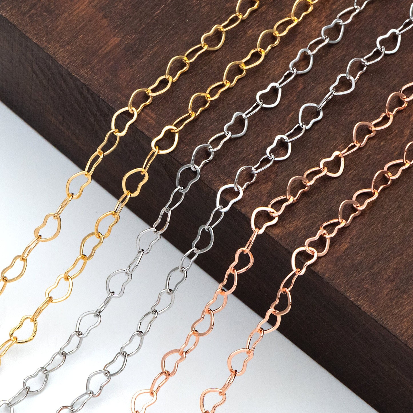 Gold/ Silver tone Heart Chains, Gold/ Rhodium/ Rose Gold plated Brass Designer Chain, 3.5mm Thin Decorative Chains (#LK-105)/ 1 Meter=3.3 ft