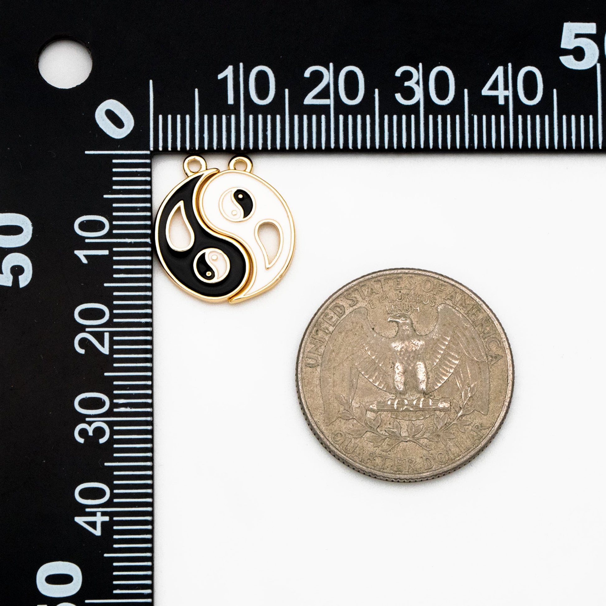 4pcs Gold Enamel Yin Yang Charms, Taoism Charm, Eight Diagrams Charm, Tai Chi Charm, Nepalese Charm, Yoga Jewelry (GB-3939)