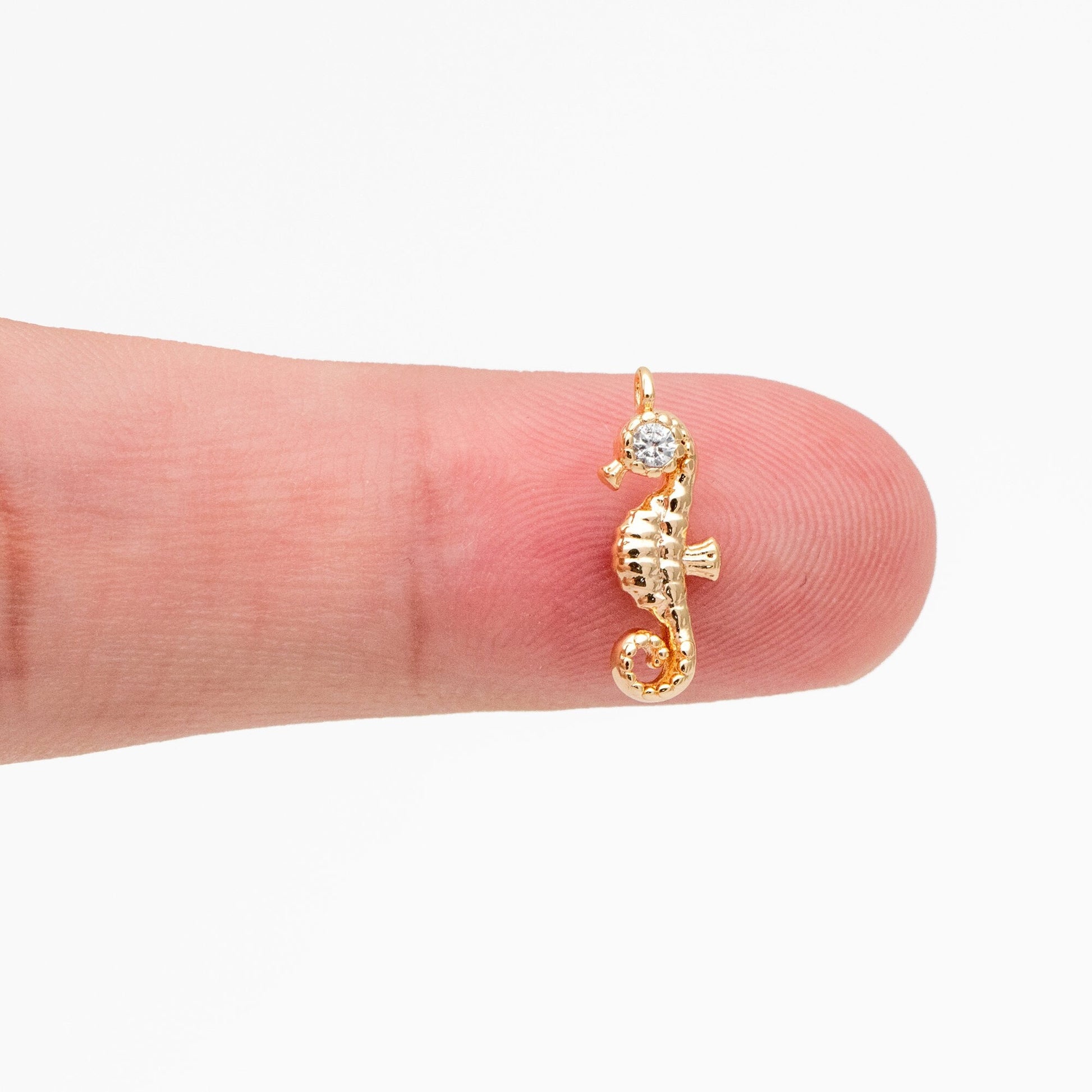 4pcs CZ Pave Seahorse Charm, Hippocampus Pendants for Necklace/ Earrings, DIY Supplies Wholesale (GB-3781-E)