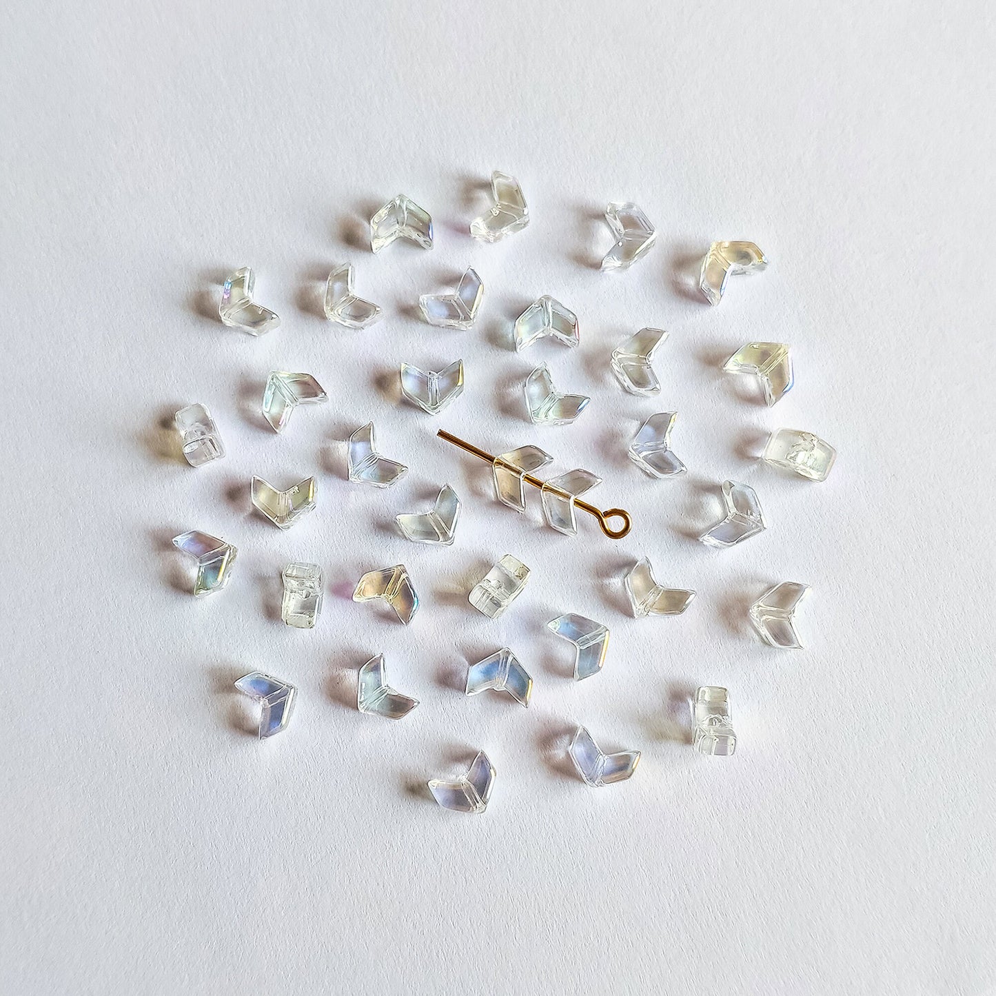 20pcs Crystal Arrows Beads 8mm, Glass Arrows Charm Pendants, Sparkly Transparent Clear AB (TS-132)