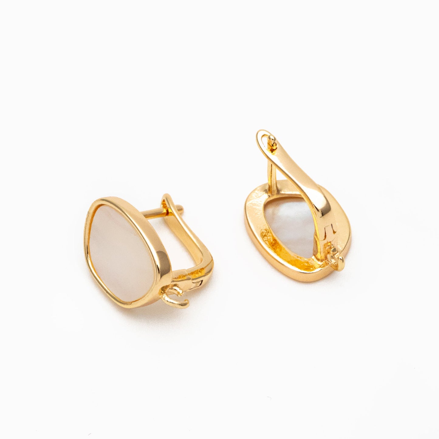 4pcs Shell Pave Gold Click-in Style Stud Earring, Pearl Leverback Earring with Loop, Shell Earring Finding Wholesale (GB-3904-D)