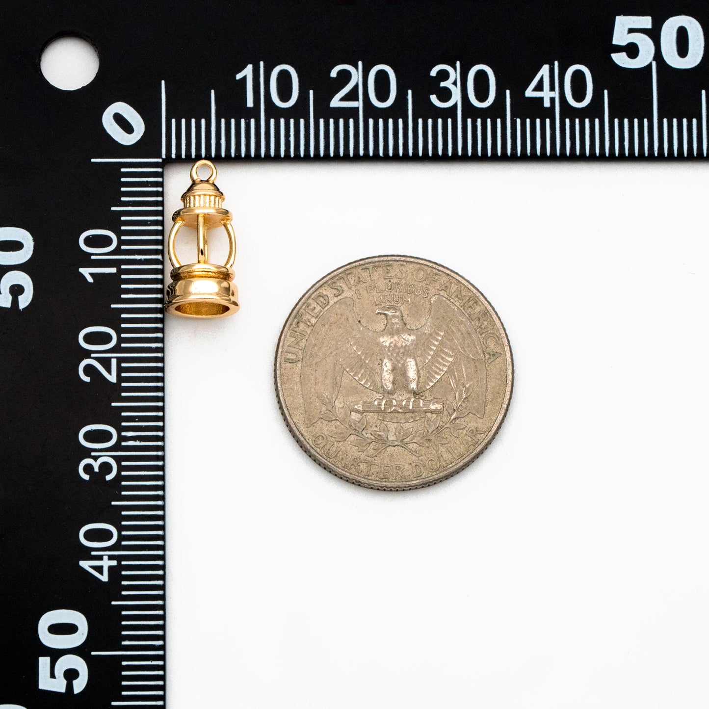 10pcs 18K Gold Plated Lantern Charms: Brass Lamp Pendants (GB-3982)