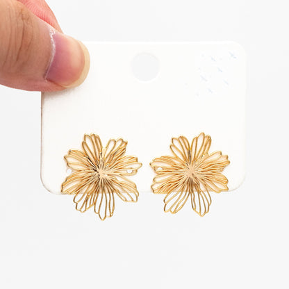 4pcs Gold/ Silver Hollow Flower Post Earrings 22x23mm, Gold/ Rhodium plated Brass Floral Stud Earring (#GB-4000)