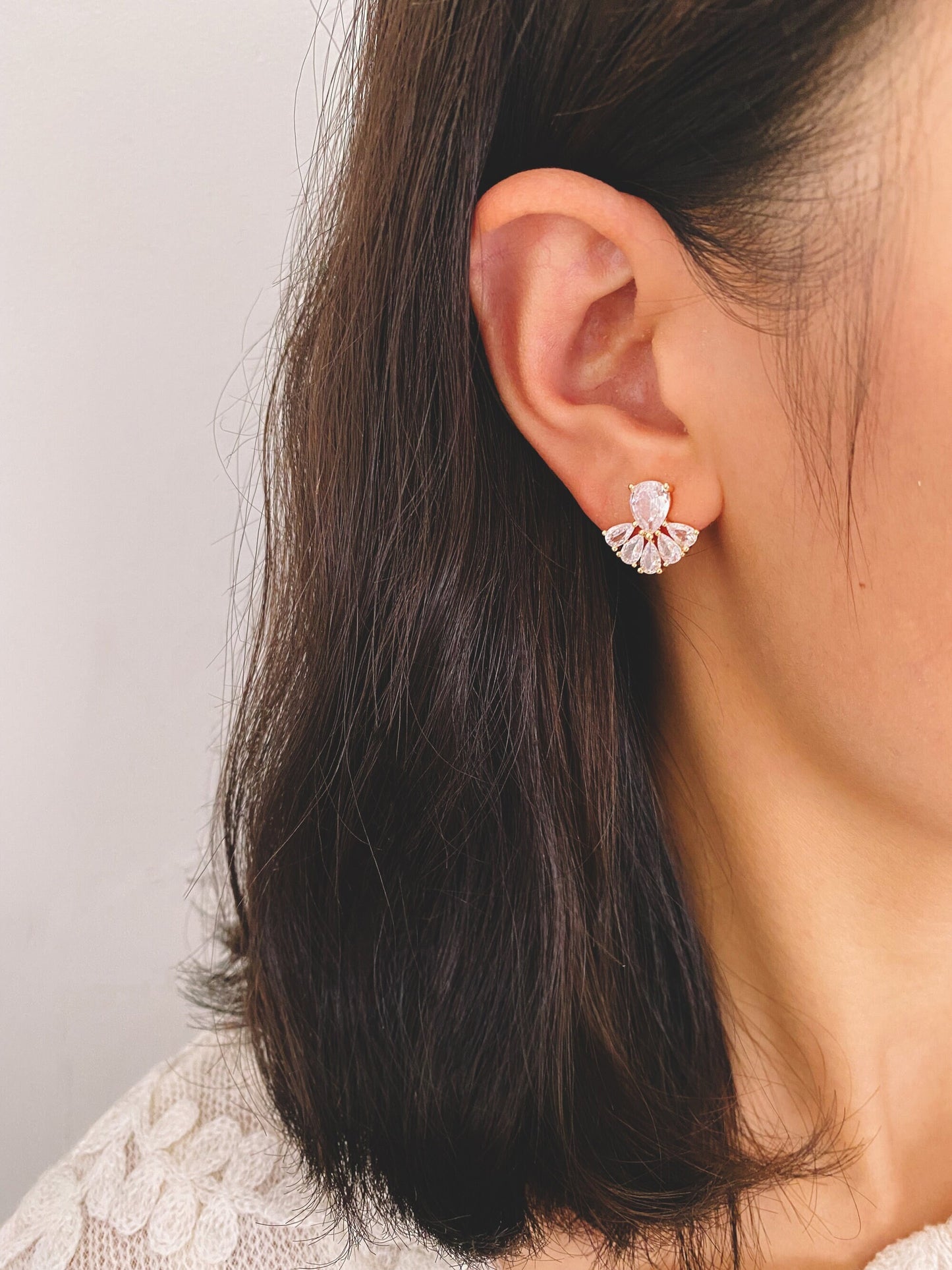 4pcs CZ Pave Gold Fan Shape Earring Posts, Gold Plated Brass Fan Stud Earrings (GB-3961)