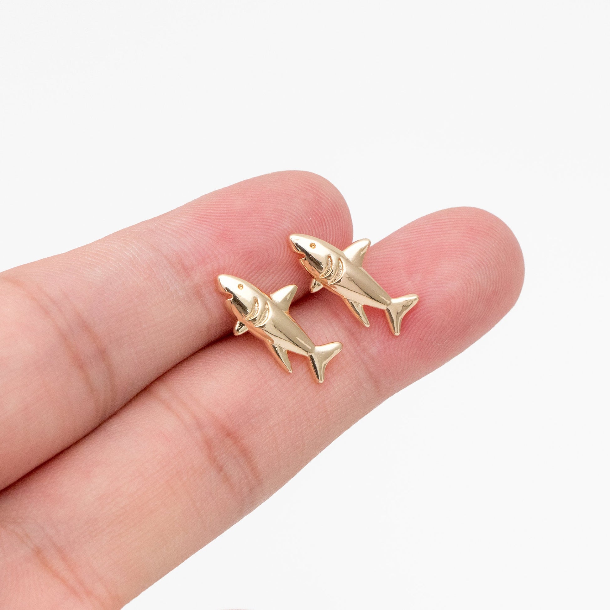 10pcs Gold Shark Earrings 8x16mm, Gold Plated Brass Ocean Stud Earrings (GB-4030)