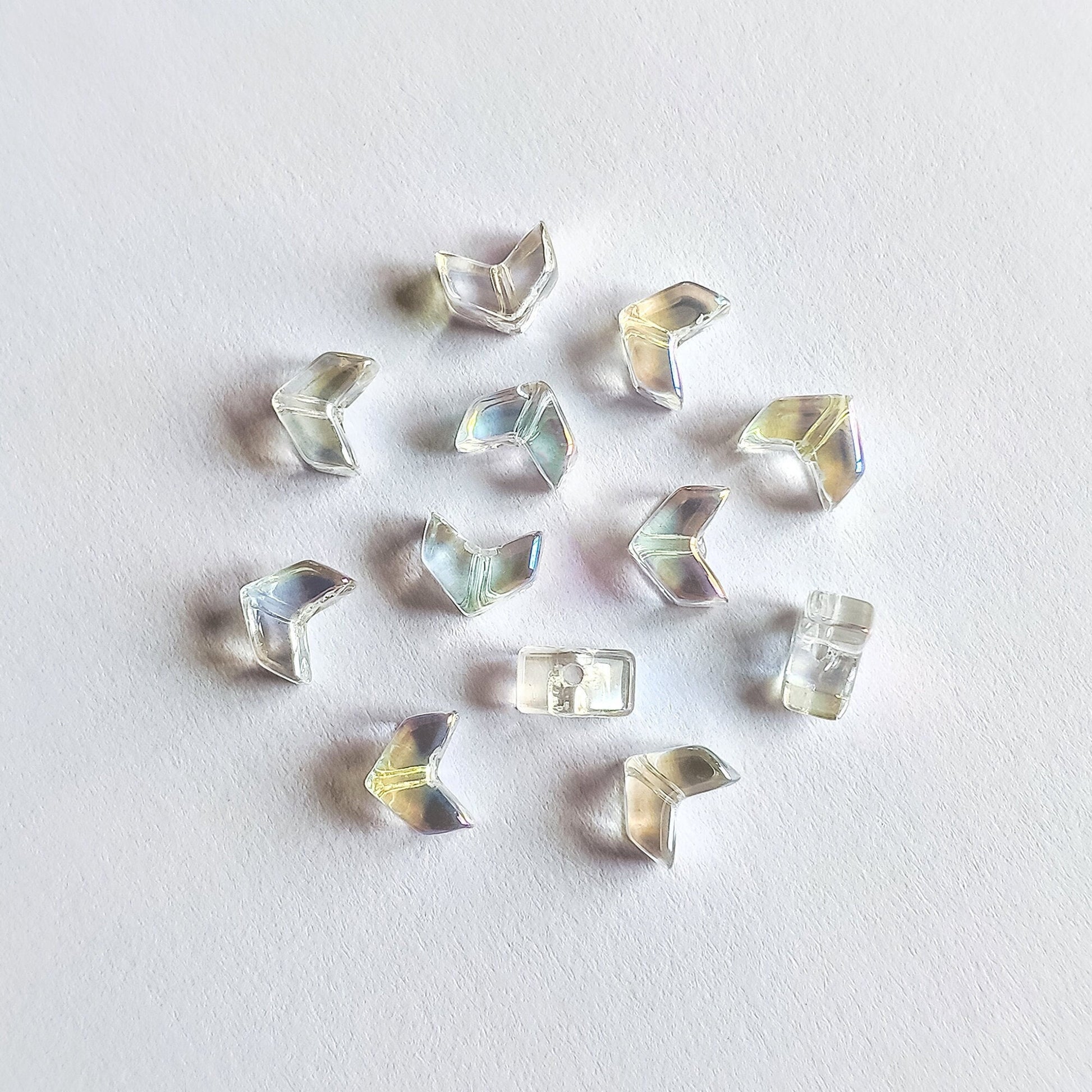 20pcs Crystal Arrows Beads 8mm, Glass Arrows Charm Pendants, Sparkly Transparent Clear AB (TS-132)
