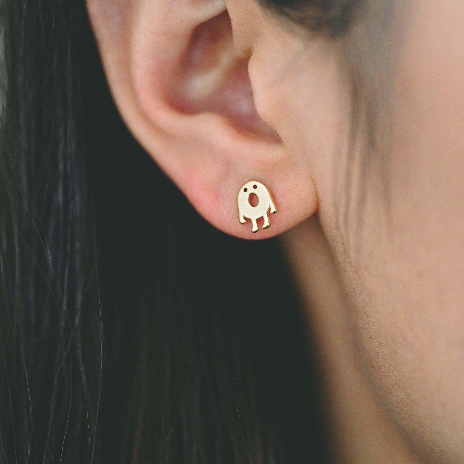 10pcs Gold Ghost Ear Posts 9x7mm, Gold Plated Brass Minimalist Stud Earrings (GB-3312-B)