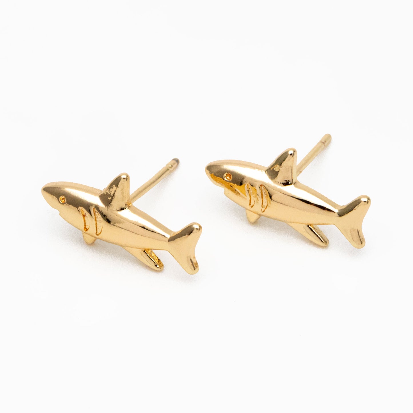 10pcs Gold Shark Earrings 8x16mm, Gold Plated Brass Ocean Stud Earrings (GB-4460-F)