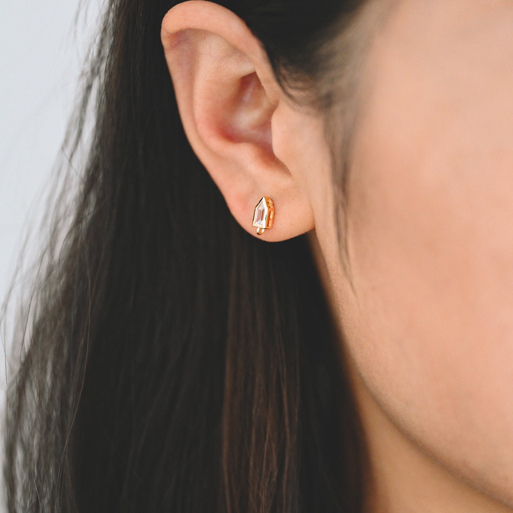 4pcs CZ Pave Arrow Earring Studs, 18K Gold plated Brass Ear Posts, Geometric Earring Findings (#GB-3329)