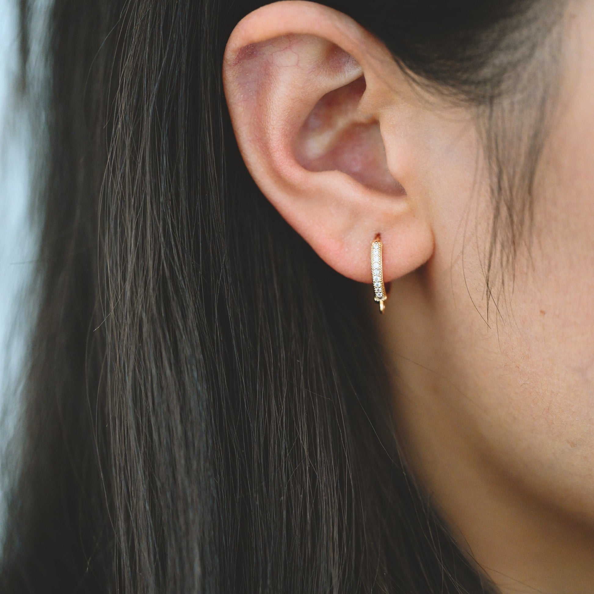 4pcs CZ Pave Hoop Earrings, Round Leverback Ear Hooks, 18K Gold/ Rhodium plated Brass, Earring Component Findings (GB-3217)