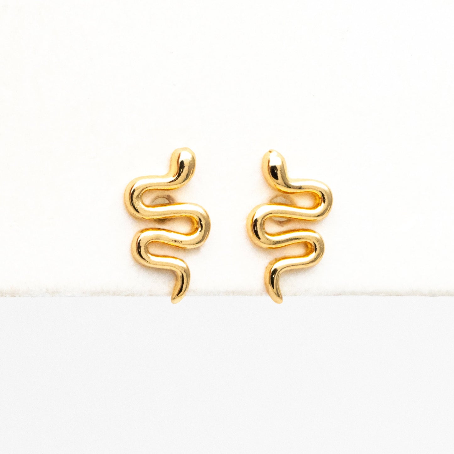 10pcs Gold/ Silver Snake Earrings 6x10mm, Gold/ Rhodium Plated Brass, Minimalist Snake Stud Earrings (GB-4076)