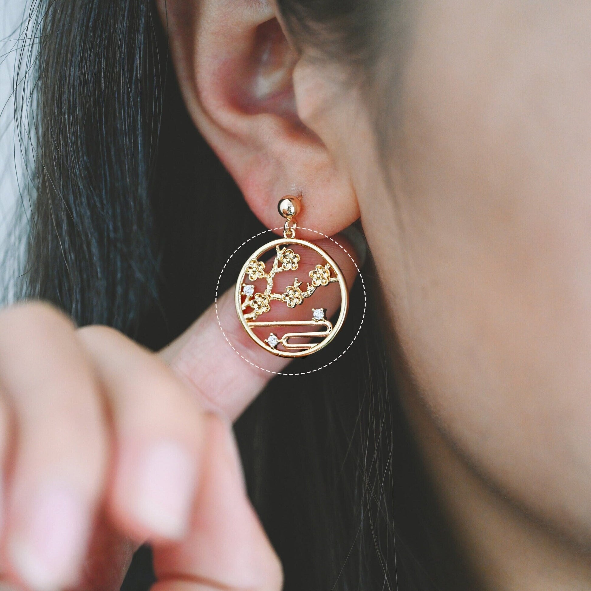 4pcs CZ Pave Gold Round Flower Charms, 18K Gold plated Brass, Branch Pendants (GB-3118-G)