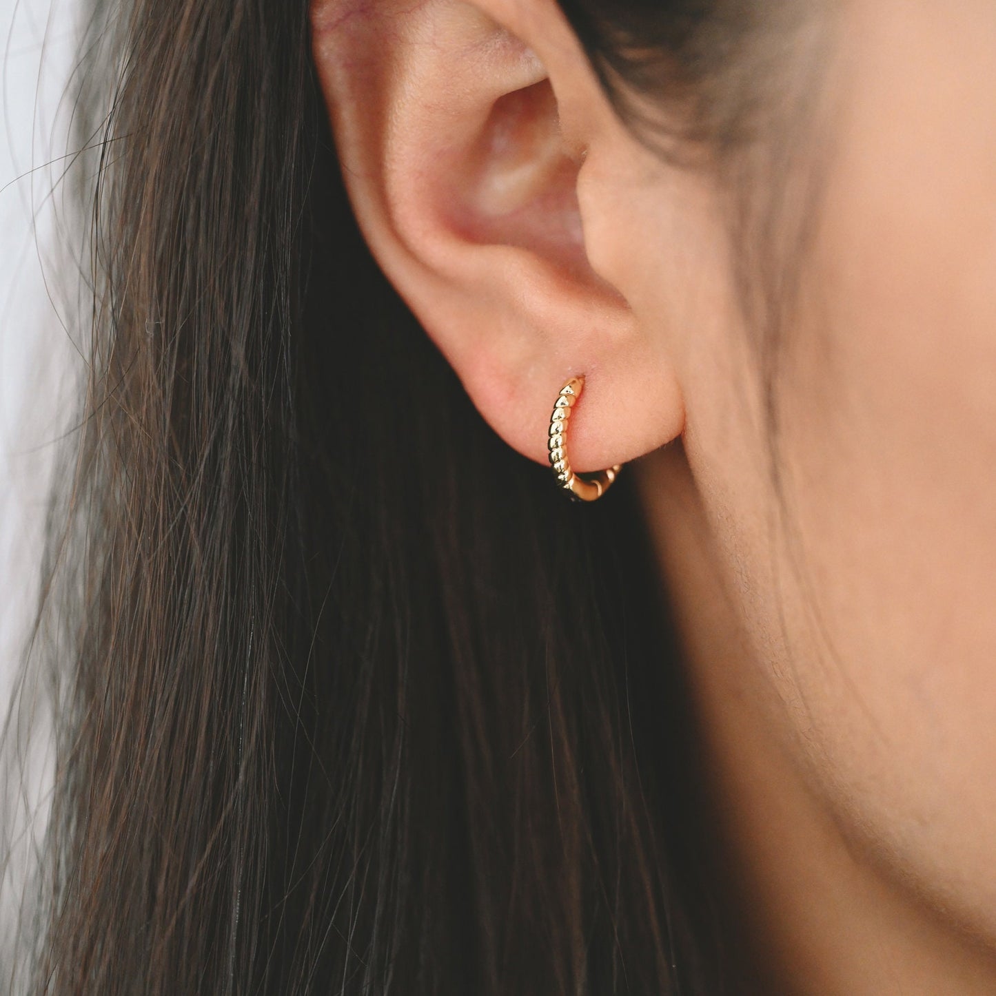 4pcs Gold Minimalist Hoop Earrings, 13mm, Gold Huggie Earrings, Gold Huggie Hoops (GB-2815-B)
