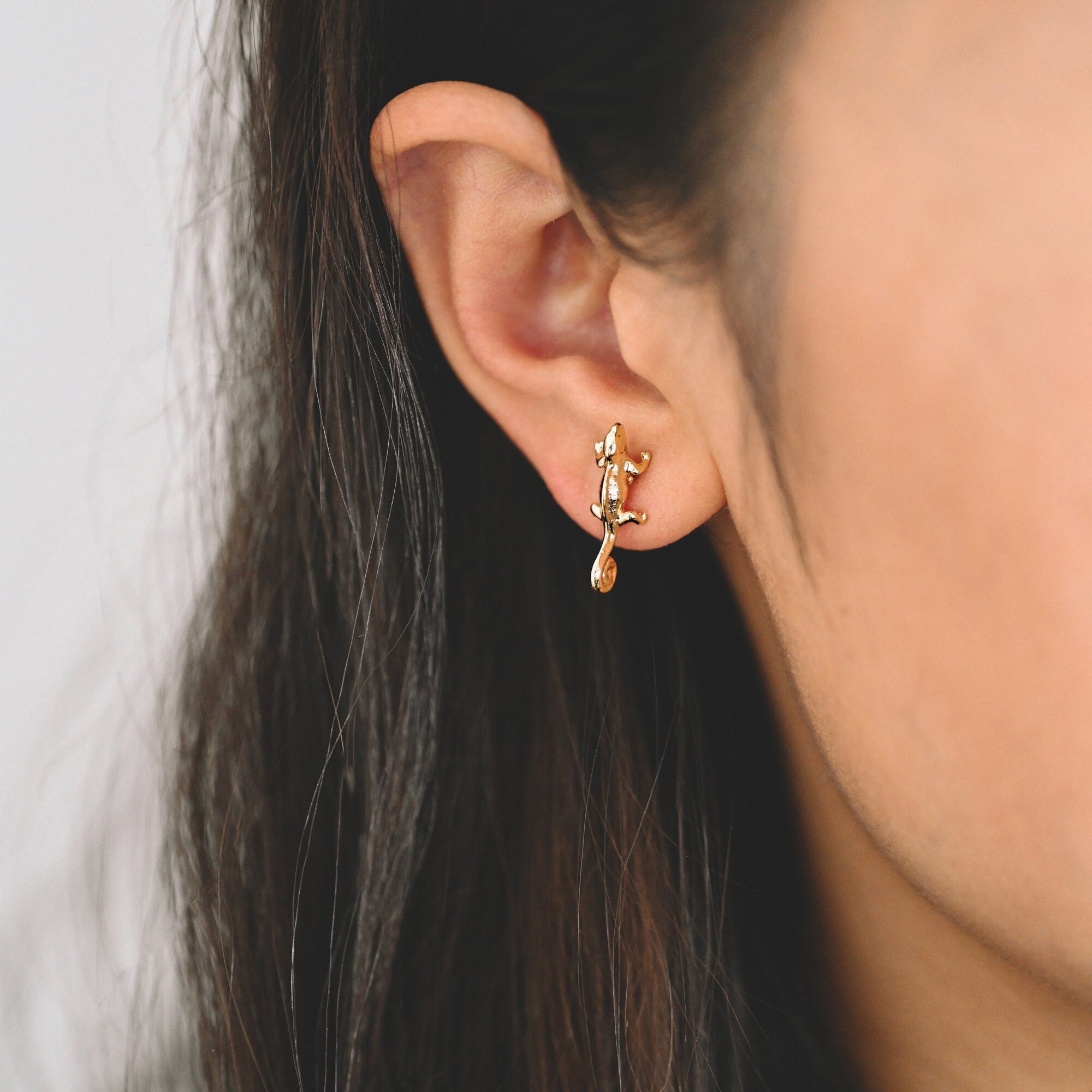 10pcs Gold Lizard Earrings 7x19mm, Gold Plated Brass Chameleon Stud Earrings (GB-4024)
