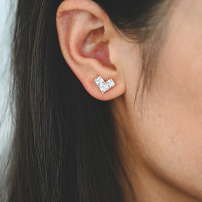 4pcs CZ Pave Heart Ear Posts, Gold Plated Brass Stud Earrings, Jewelry Findings, Wholesale Supplies (GB-3008)