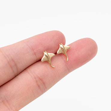 10pcs Gold/ Silver Manta Ray Earrings, Gold/ Rhodium plated Brass, Stingray Fish Stud Earrings (GB-4460-A)