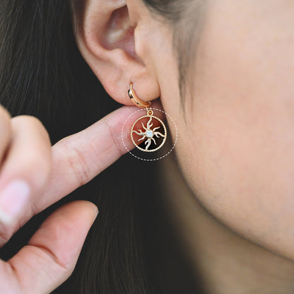 4pcs CZ Pave Gold Round Sun Charms 16x14mm, 18K Gold plated Brass Sun Pendants (GB-1311-H)