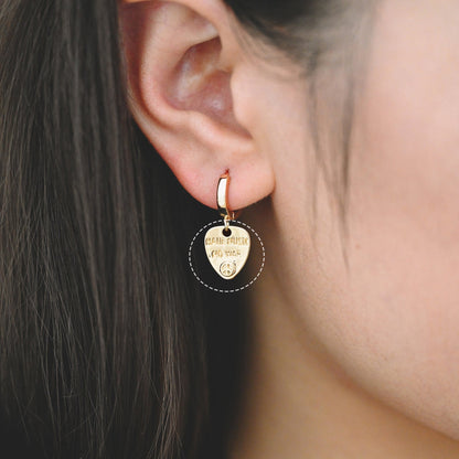 10pcs Gold Peace Charm, No War Charm, Gold Plated Brass Charm, Jewelry Supply (GB-1889)