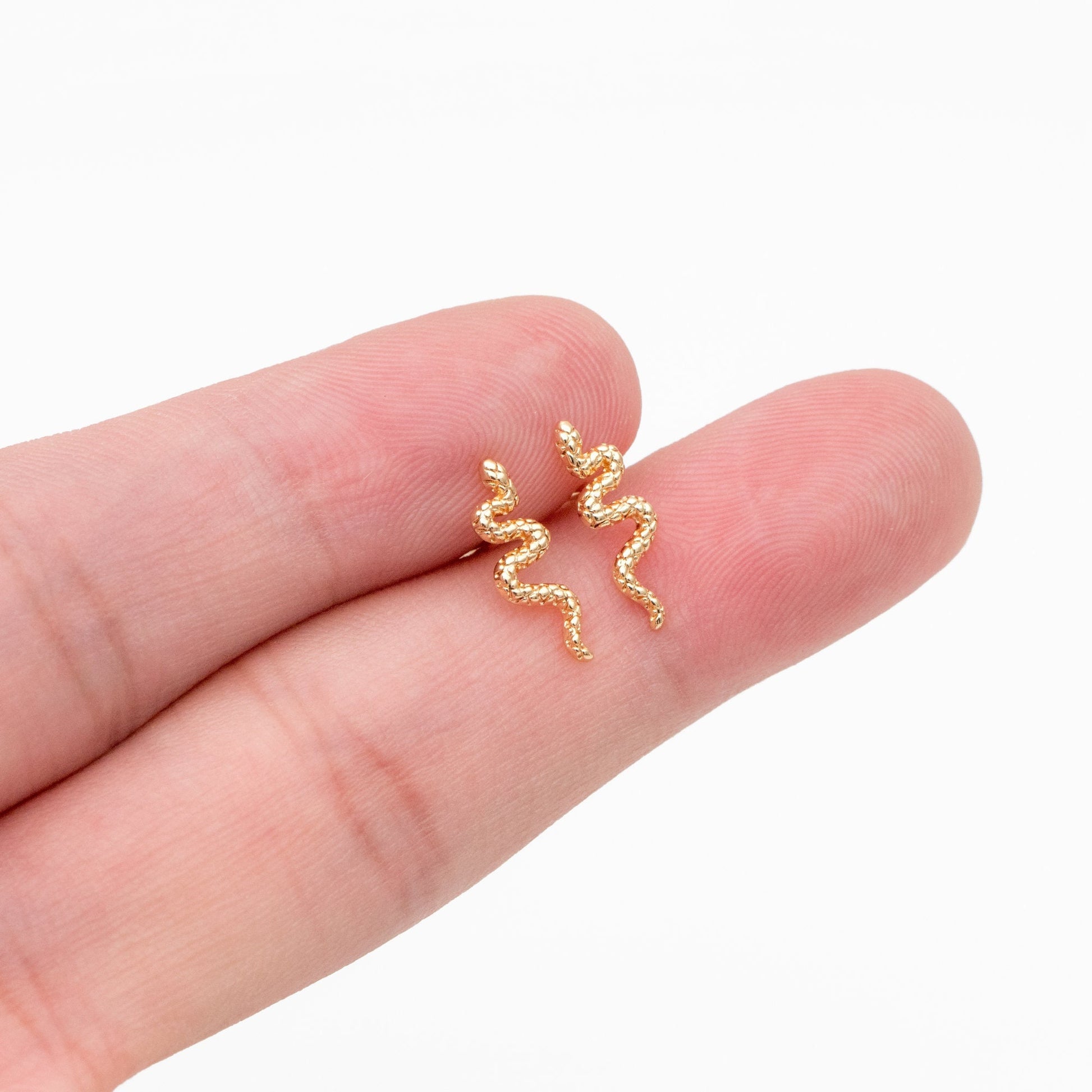 10pcs Gold Snake Earrings 13x4mm, Gold Plated Brass, Minimalist Snake Stud Earrings (GB-4079)
