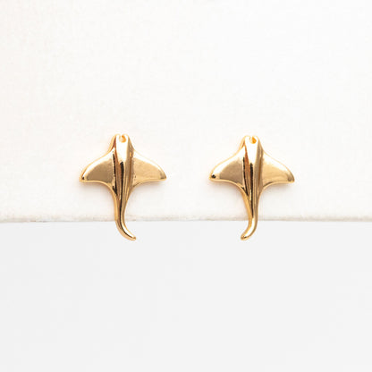 10pcs Gold Manta Ray Earrings, Gold plated Brass, Stingray Fish Stud Earrings (GB-4107)