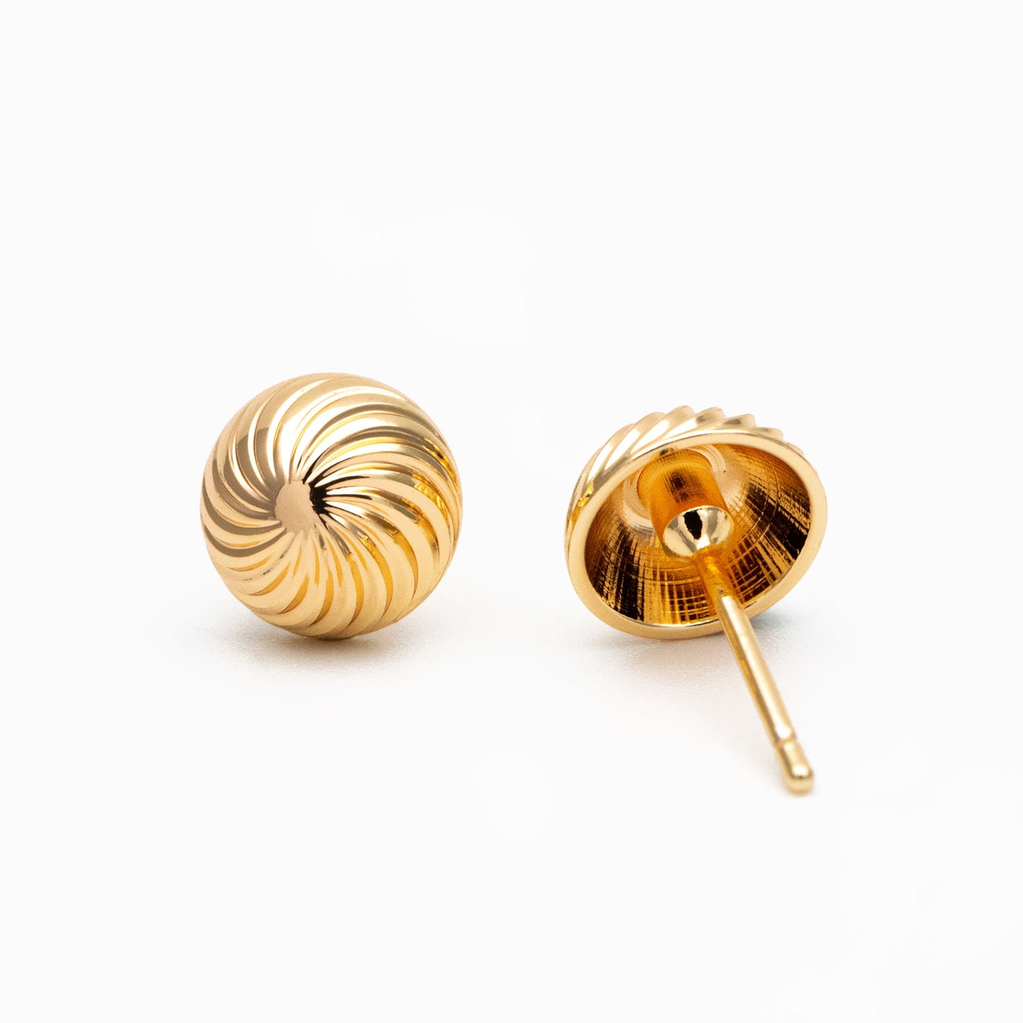 10pcs Gold Vortex Round Earrings, 18K Gold plated Brass, Geometric Stud Earrings (GB-4157)