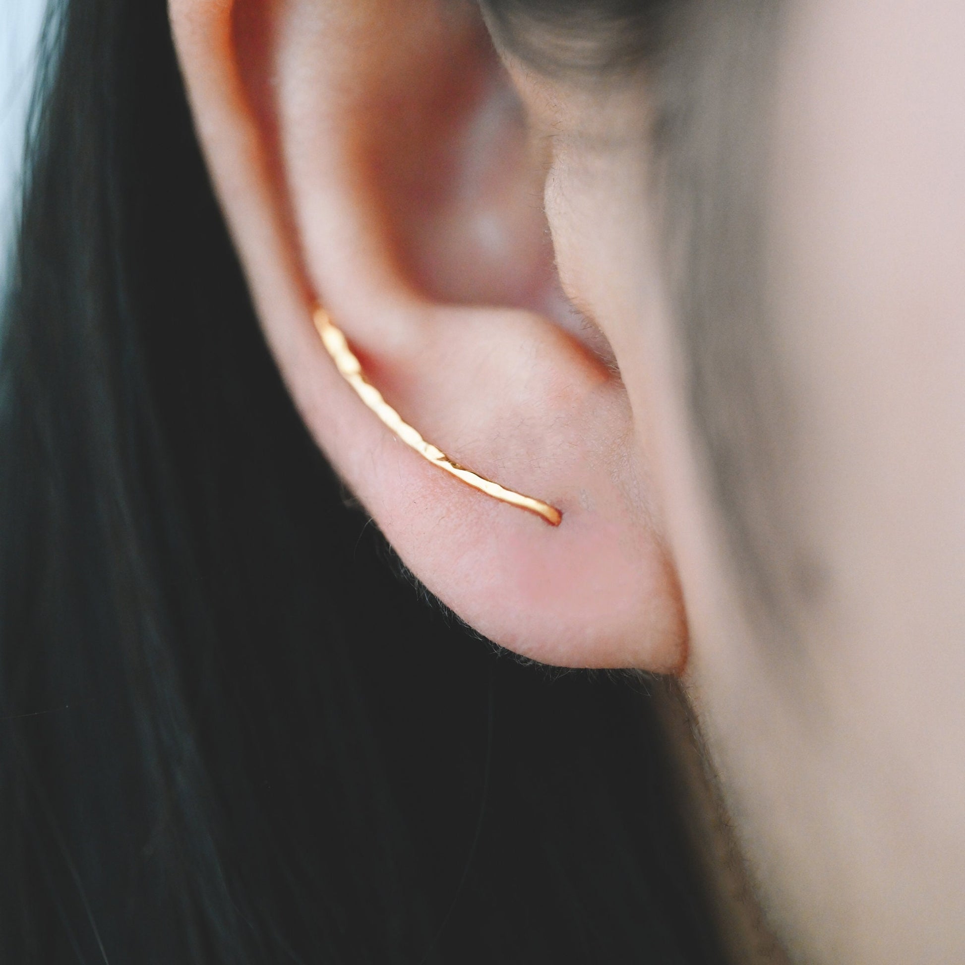 10pcs Gold Minimalist Ear Climber 25mm, 18K Gold plated Brass Ear Crawler (GB-4144)