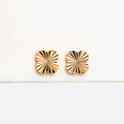 10pcs Gold Clover Earrings 7mm, Gold Plated Brass, Four Leaf Clover Stud Earrings (GB-4162)
