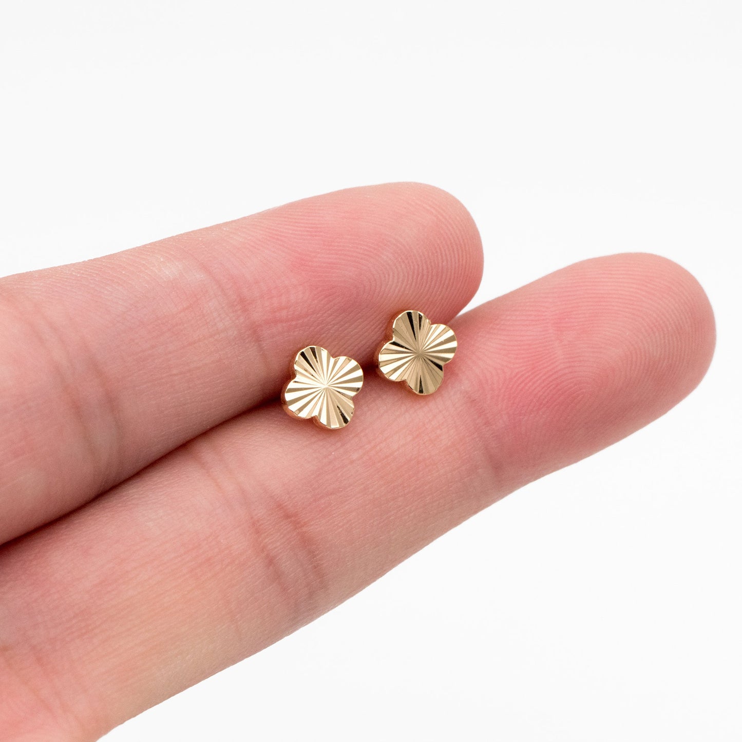10pcs Gold Clover Earrings 7mm, Gold Plated Brass, Four Leaf Clover Stud Earrings (GB-4162)