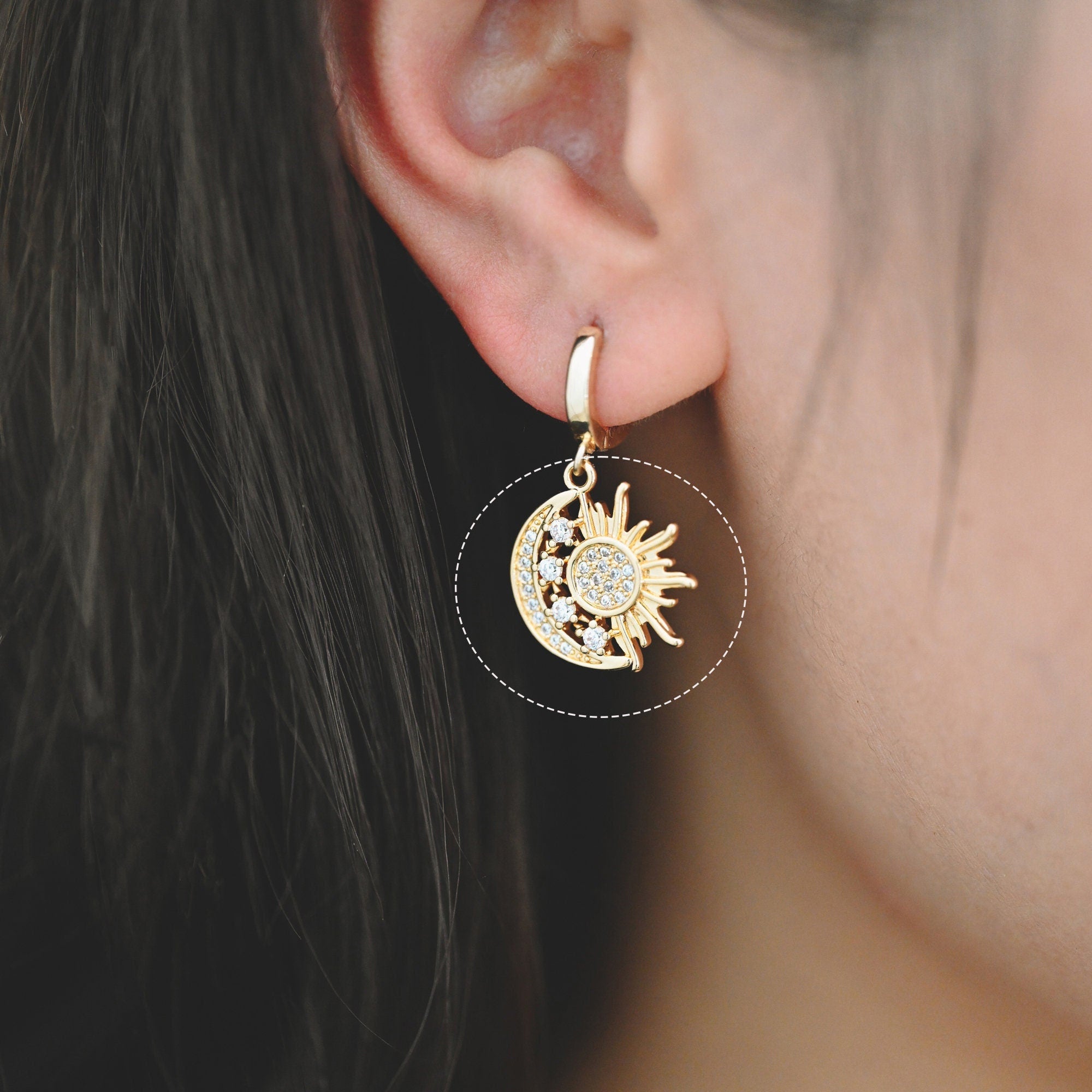 4pcs Sun and Moon Charms 16x19mm, 18K Gold plated Brass, CZ pave Sun Pendants (GB-2991-E)